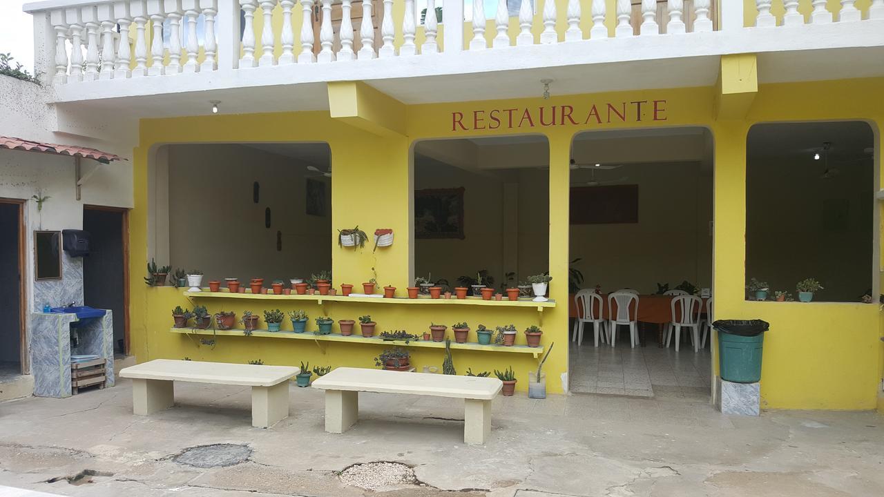Hotel Y Restaurante Villa Jazmines San Benito Esterno foto