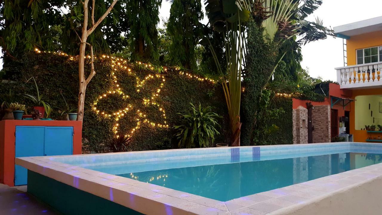 Hotel Y Restaurante Villa Jazmines San Benito Esterno foto